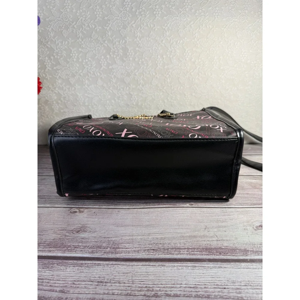 XOXO Logo Print Satchel Handbag Pink Monogram Crossbody with Coin Purse NEW‎